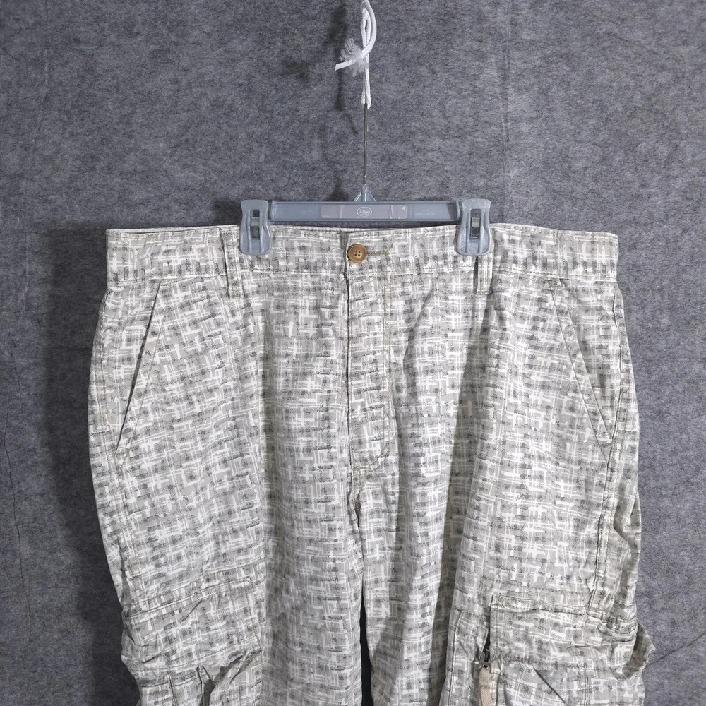 Vintage Levis Cargo Shorts Men's SZ 40 Slim Check Y2K Utility Skater Work Preppy